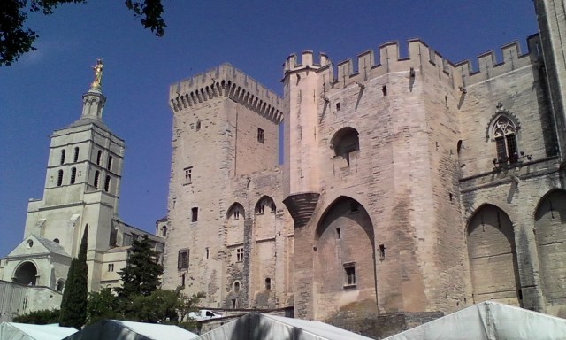 FRA Avignon 17 Palais des Papes 7