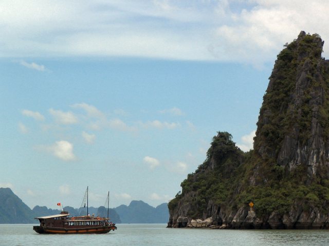 VNM Ha Long Bay 06 1