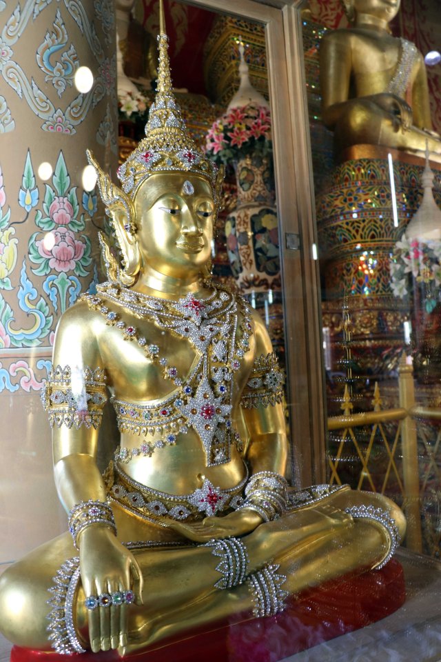 Buddha bling